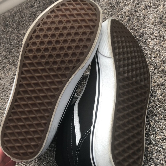 Vans - Picture 5 of 5